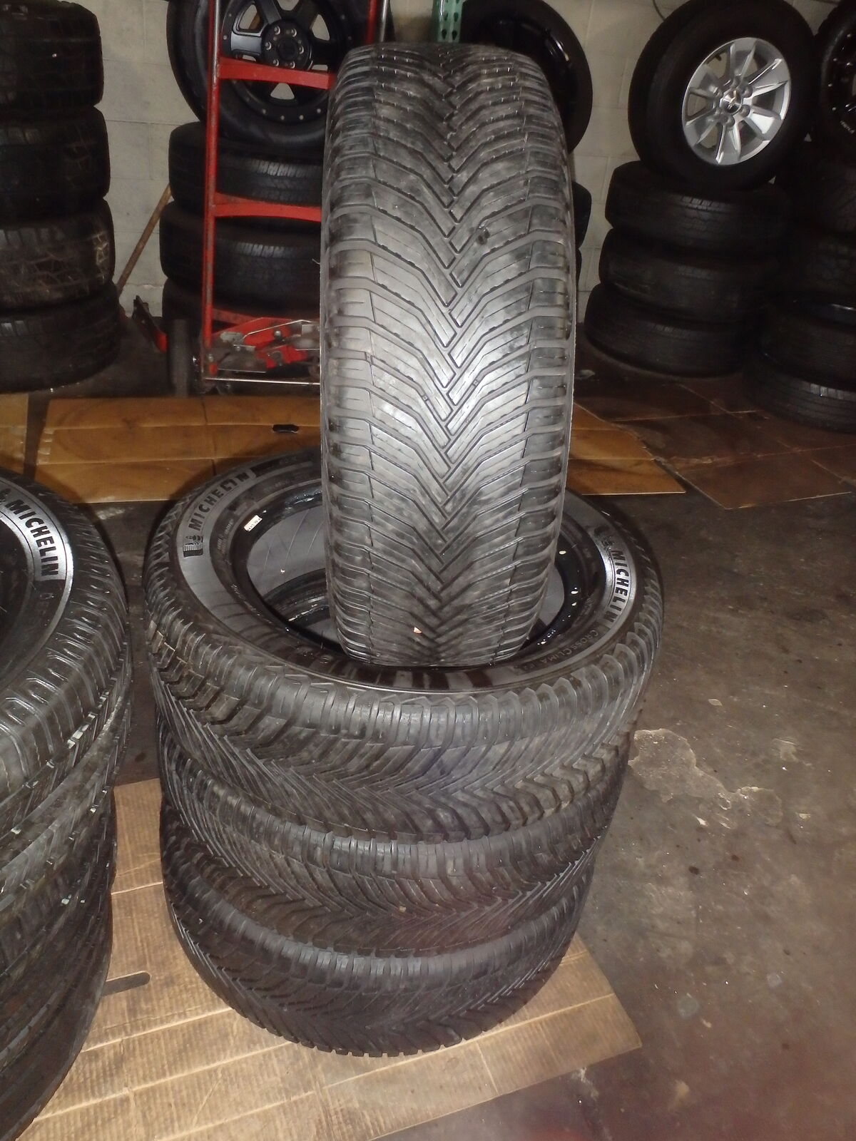 225/60R17 MICHELIN CROSSCLIMATE 2 SET OF USED TIRES