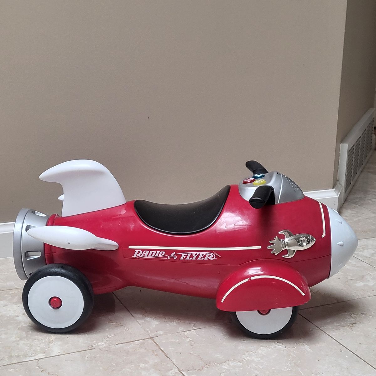 Radio Flyer Retro Rocket Ride-On Toy - Red, Working Lights & Sounds, Good Condition