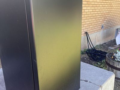 Mini fridge