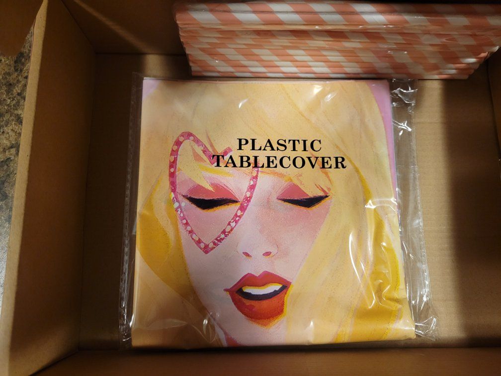 NEW Taylor Swift Party Supplies