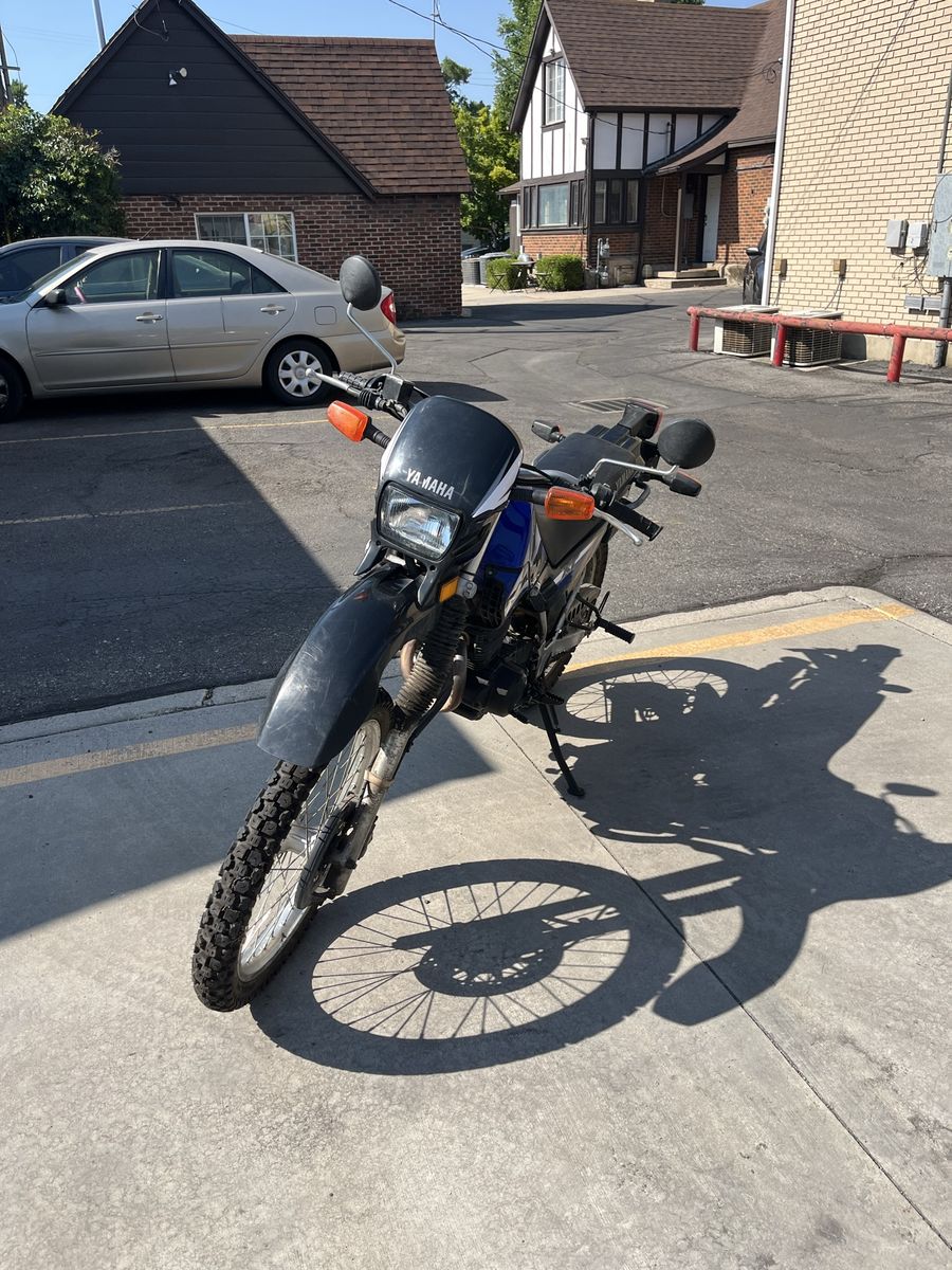 Yamaha XT225 Dual Sport Motorcycle