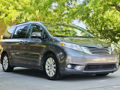 2014 Toyota Sienna Limited 7-Passenger
