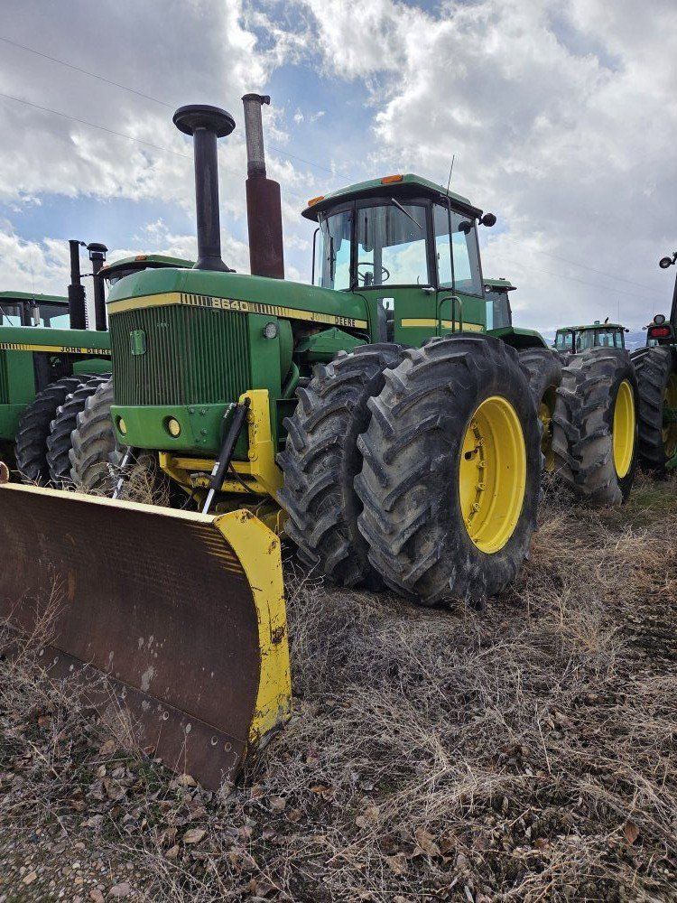 8640 John Deere Tractor with Dozer