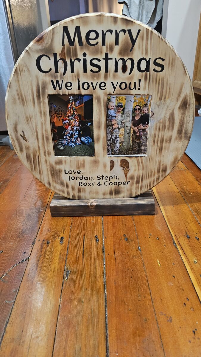 17.5" round picture frames