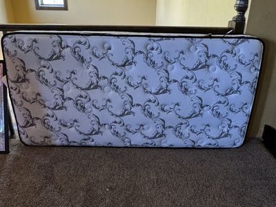 Ashley Furniture M695 Twin Mattress