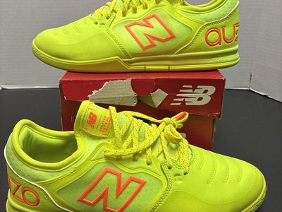 Men's Indoor Soccer Shoes 9.5