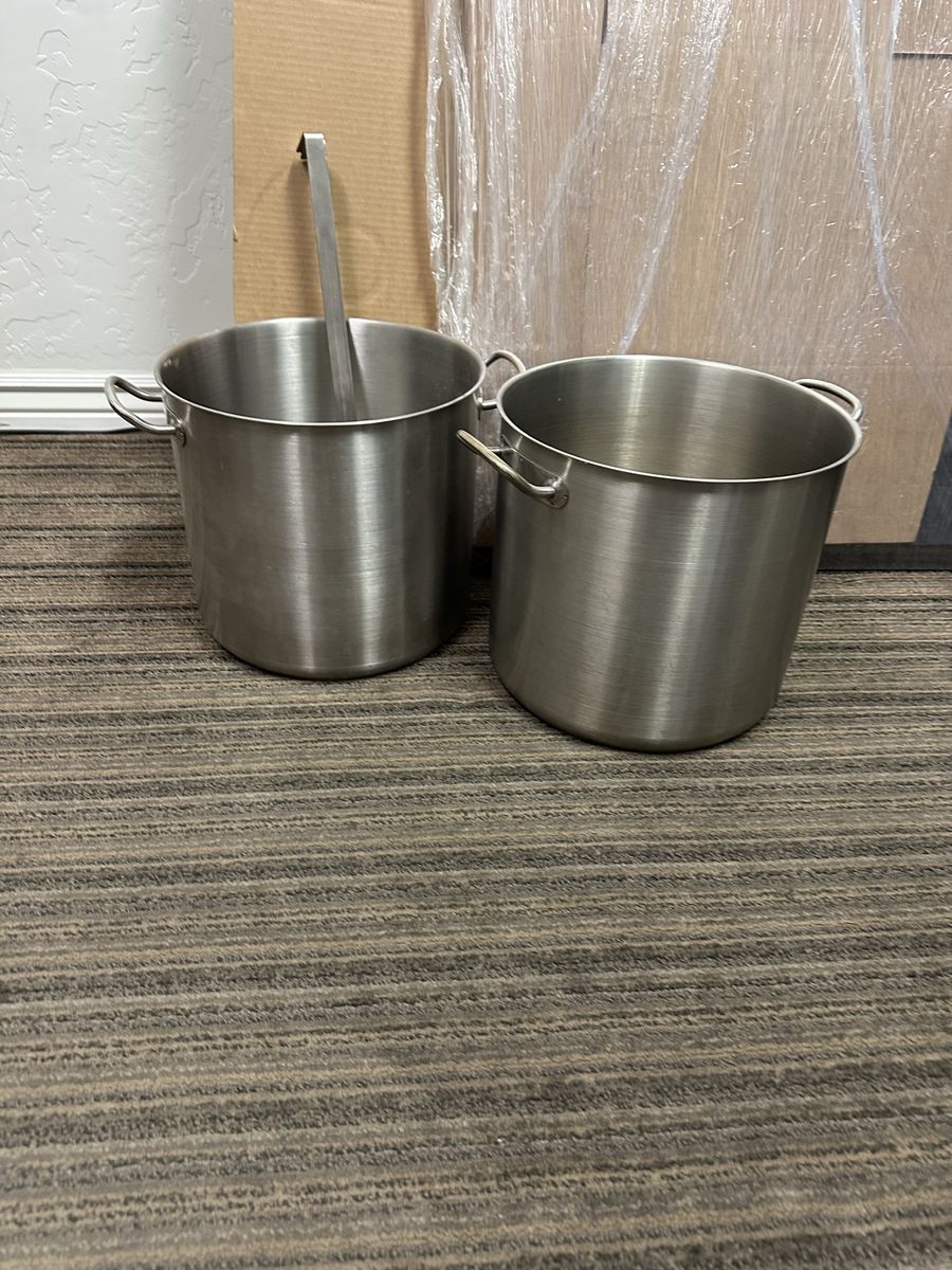 Large Stainless Steel Stock Pots - Set of 2 (12.75" Diameter)