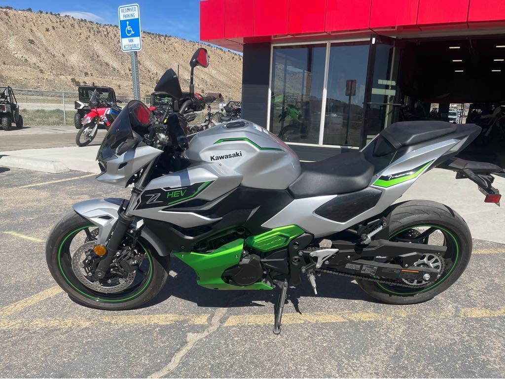 2024 Kawasaki Z7 Hybrid ABS
