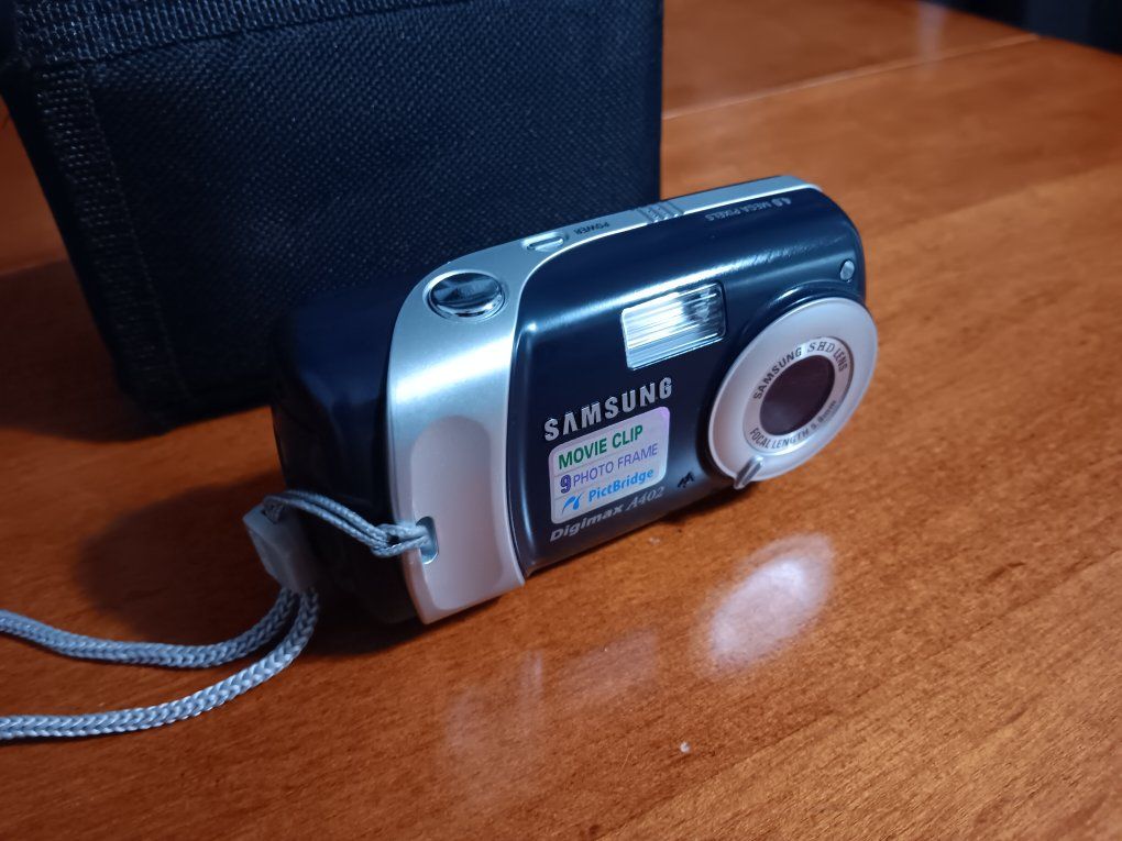 Samsung Digital Camera Digimax A402 4.0MP With Cas