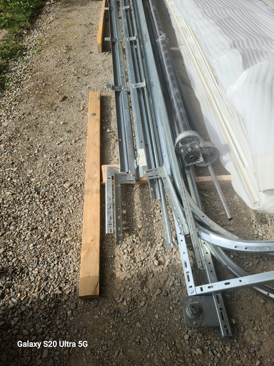 Main image 4