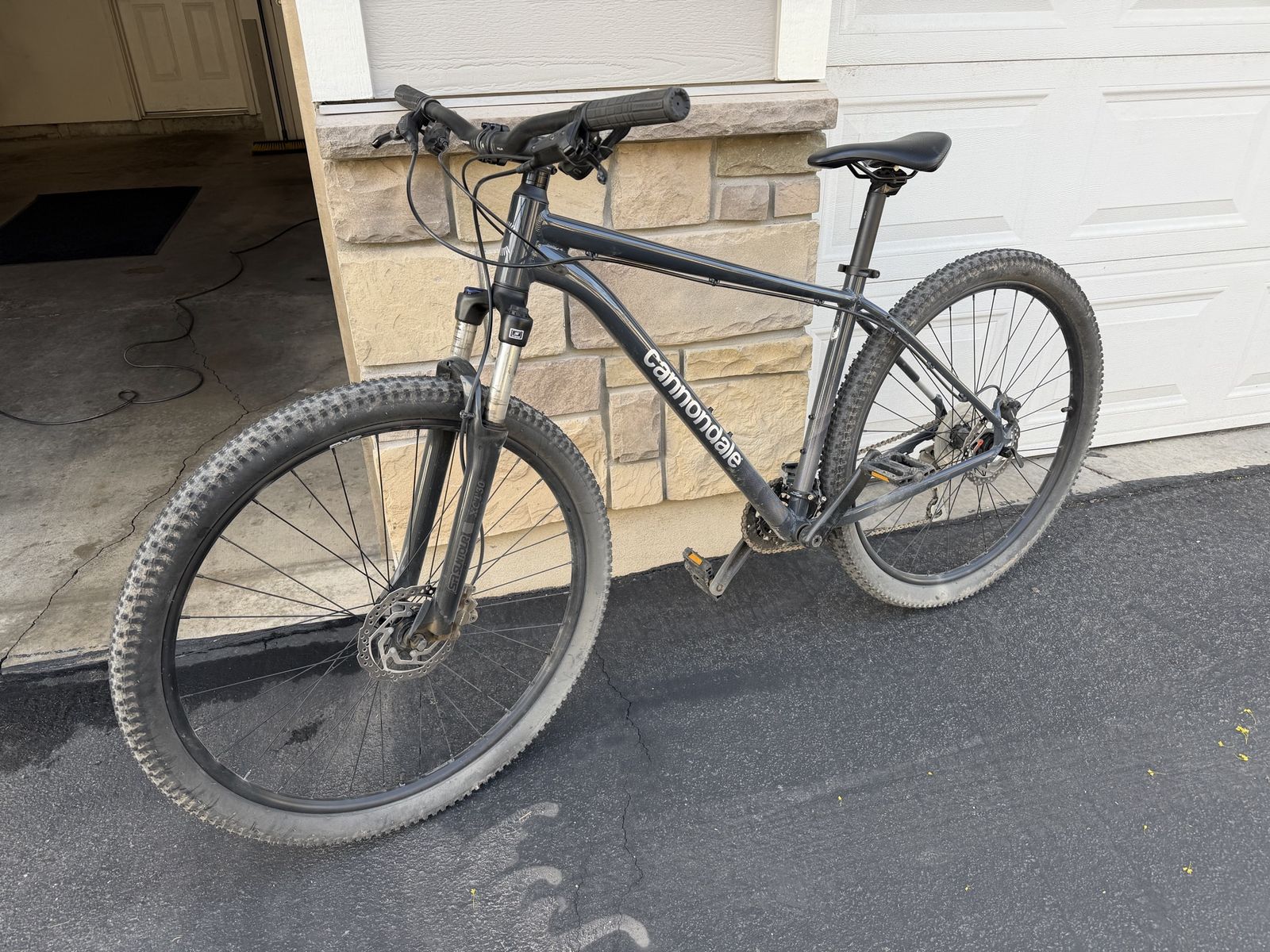 Cannondale Trail 6 Mountain Bike