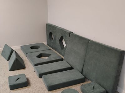 Large Fort Building Cushions