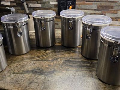 Stainless steel containers