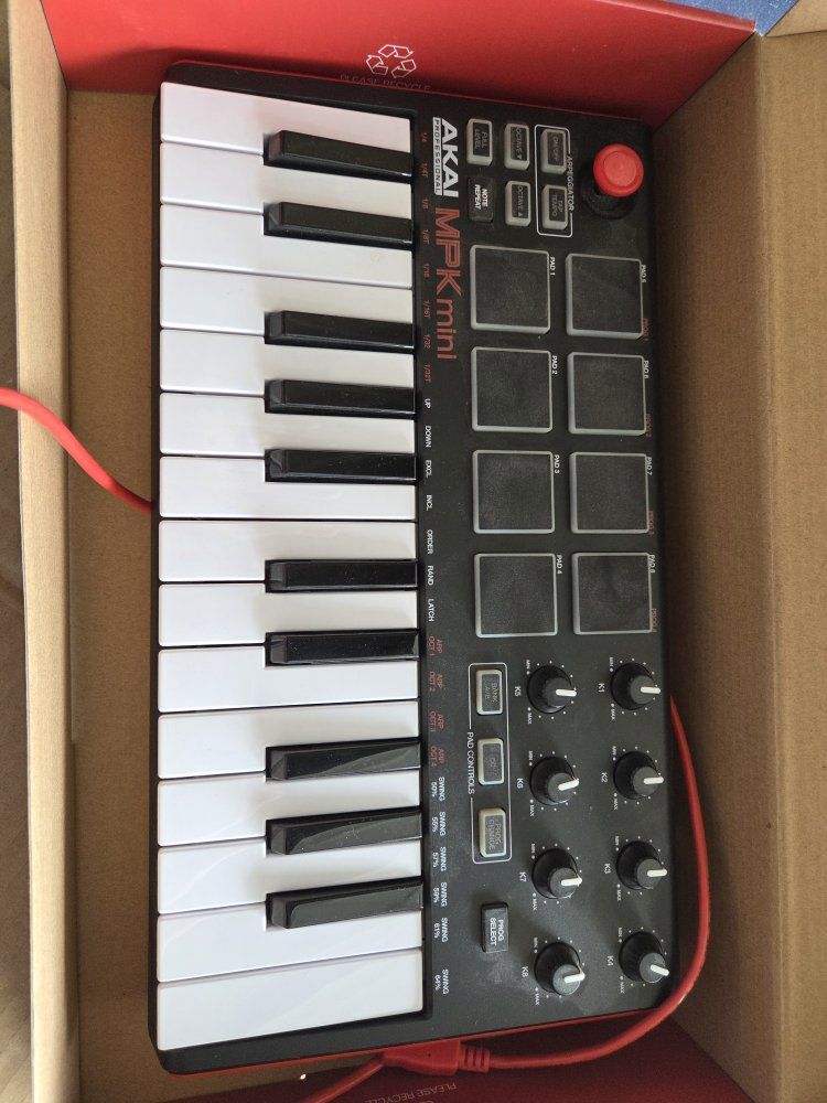 Akai MPK mini professional