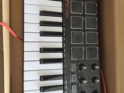 Akai MPK mini professional