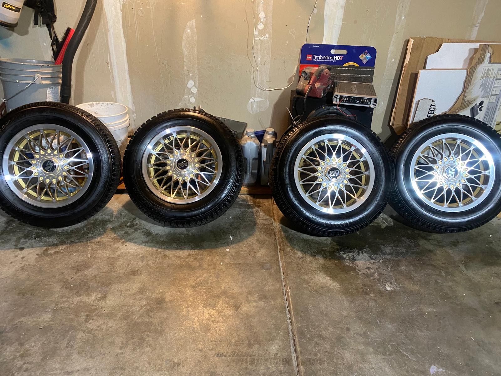 Original Italian 5x120 wheels, brand new, very difficult to find.