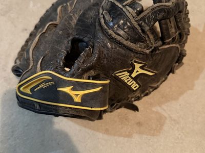 Mizuno Softball Catchers Glove