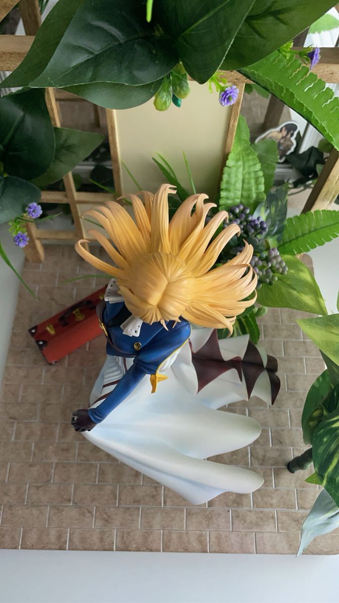 Main image 5