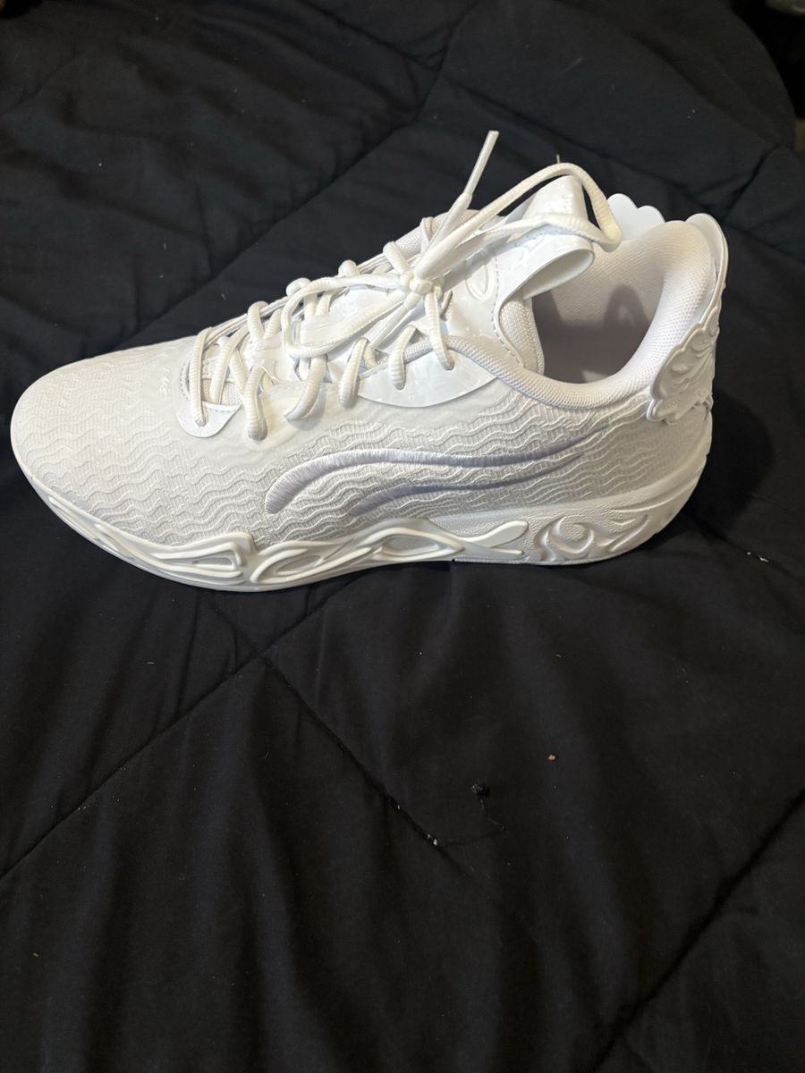 LaMelo Ball shoes