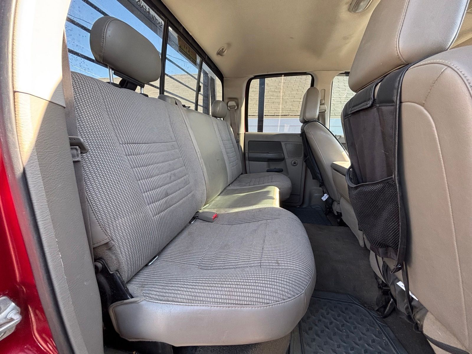 Main image 7