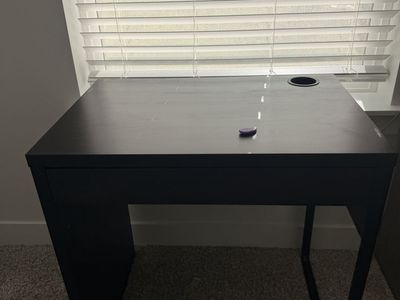 IKEA MICKE Desk - Black-Brown (28 3/4" x 19 5/8")