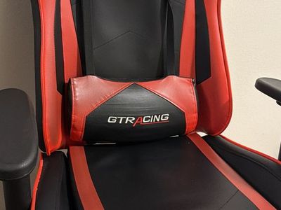 GTRACING Red and Black Gaming Chair with Headrest and Lumbar Pillows