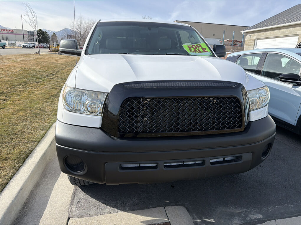 2010 TOYOTA TUNDRA Base
