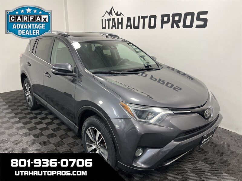 2017 Toyota RAV4 XLE