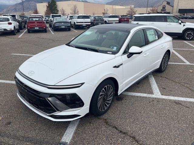 2026 Hyundai SONATA Hybrid Limited