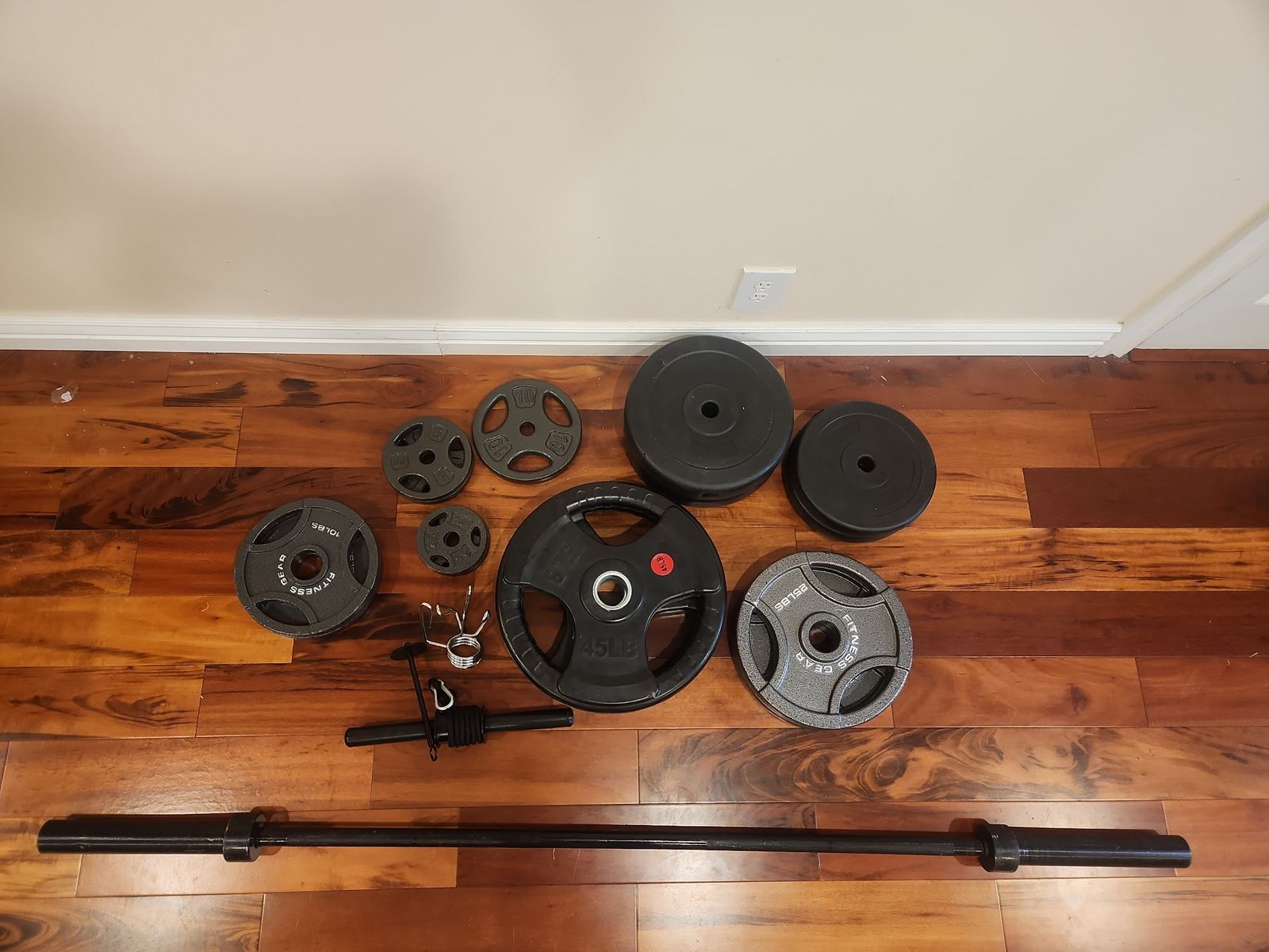 FITNESS GEAR Barbell Weight Set w/ Olympic Bar, 45lb Plates, Collars, and Dumbbell Bar