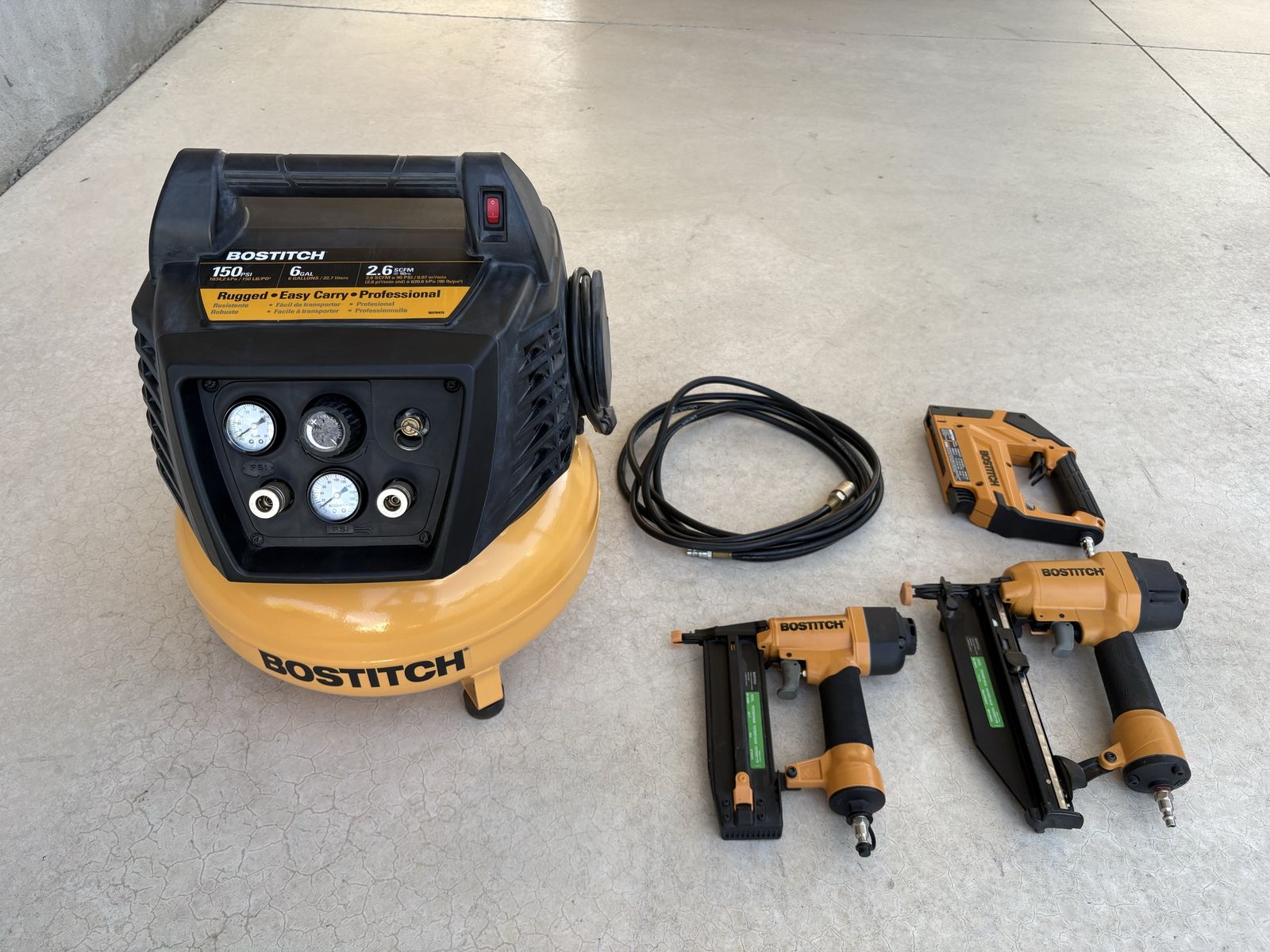 BOSTITCH 150 PSI 6-Gallon Air Compressor Kit with 3 Nail Guns & Hose