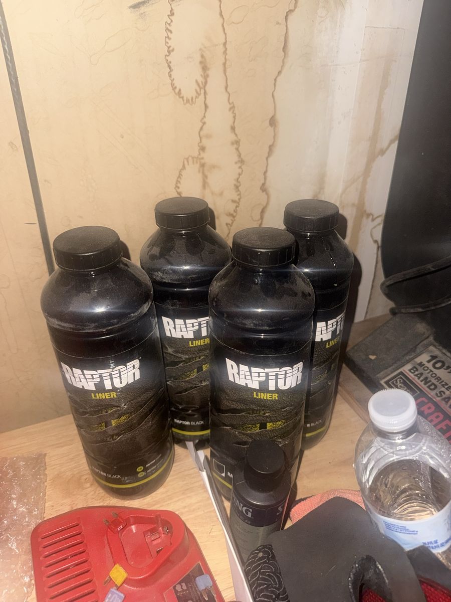 RAPTOR Black Bed Liner Kit - 4 x 750 mL Bottles- New