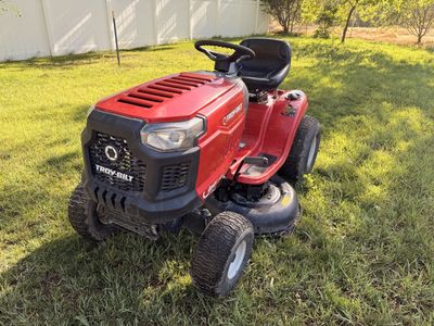 Troy Bilt Riding Lawnmower 42” deck