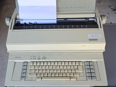 Brother EM 605 Typewriter