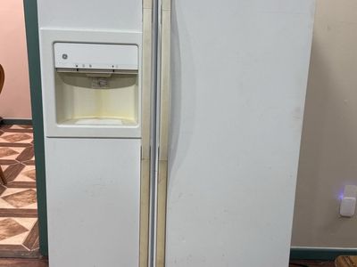 GE Refrigerator.