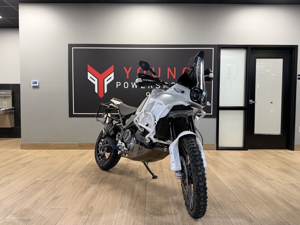 2023 Ducati DesertX Star White Silk
