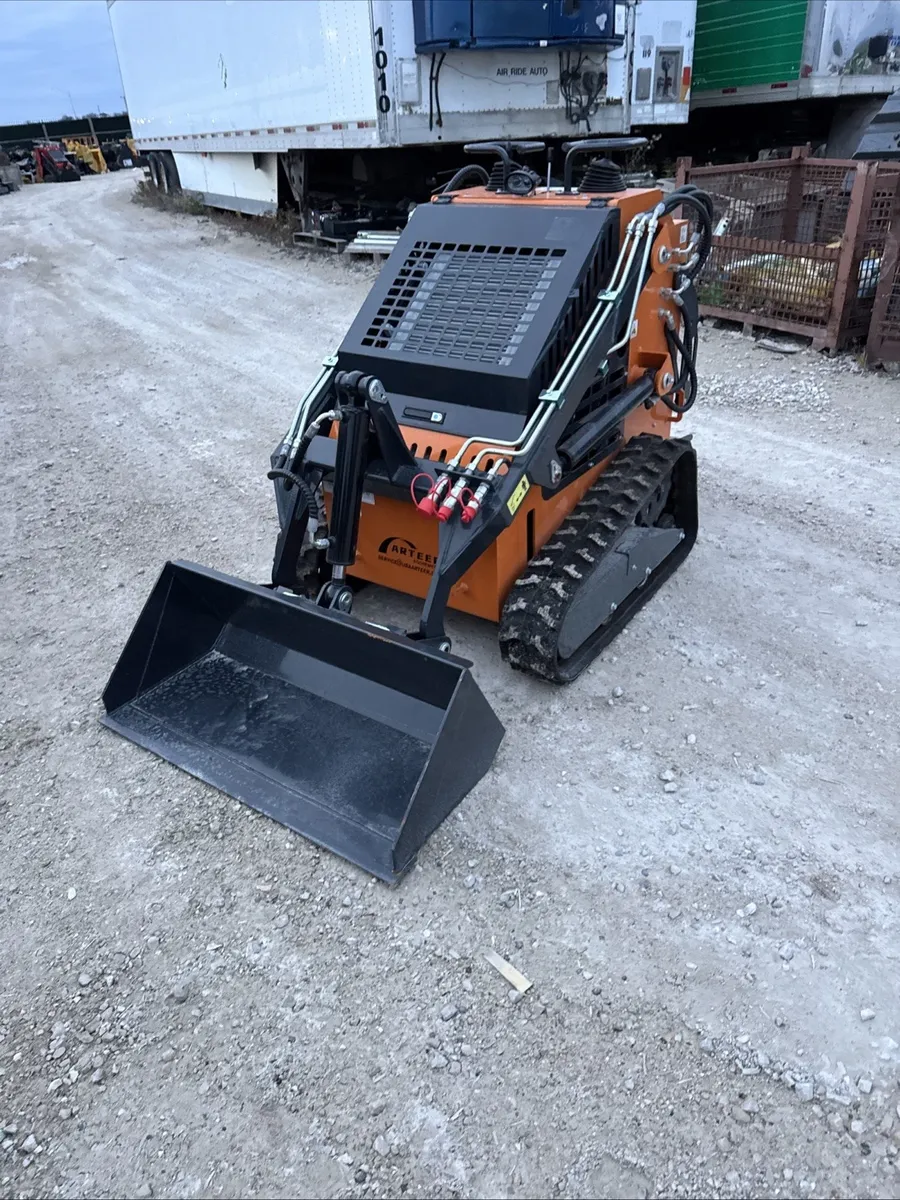 Mini Skid Steer