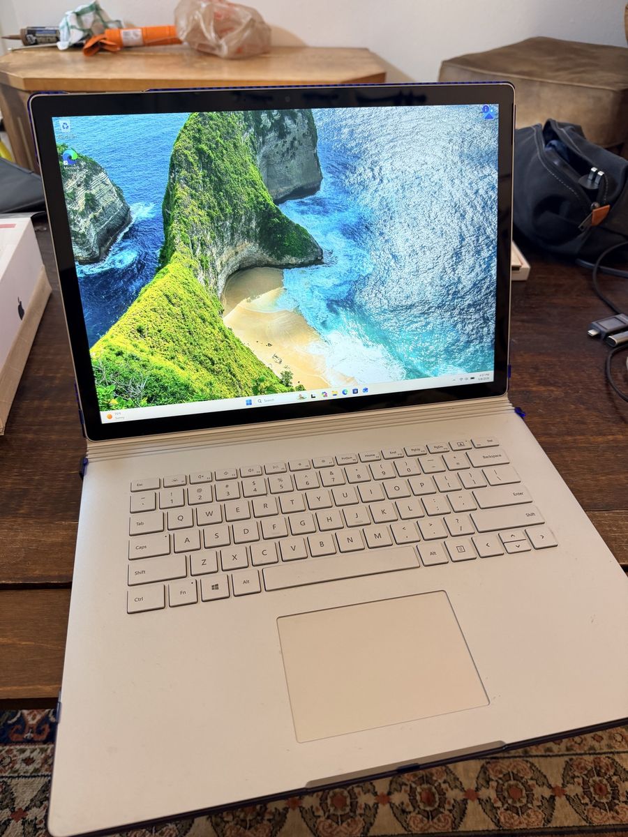 Microsoft Surface Book 3 - 15" screen i7 16GB RAM 256GB SSD GTX 1060 2-in-1 Laptop/Tablet w/ Blue case and new screen protector