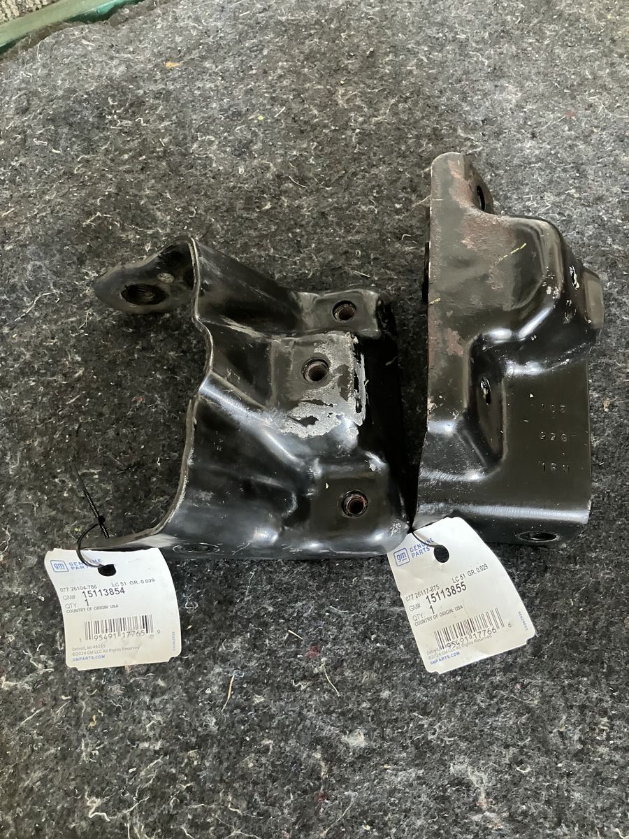 Duramax Motor Mount Brackets 