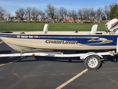 Crestliner Kodiak fishing boat