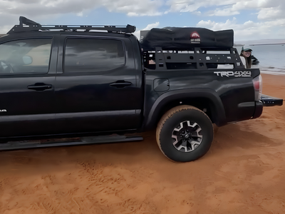 Overland Bed Rack & 4x4 Pike 2-Person Roof Top Tent