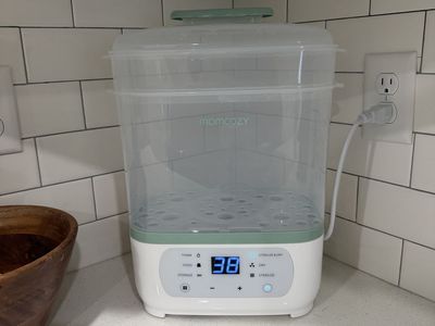 Momcozy sterilizer and dryer