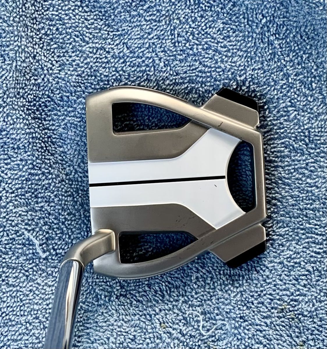 Main image 5