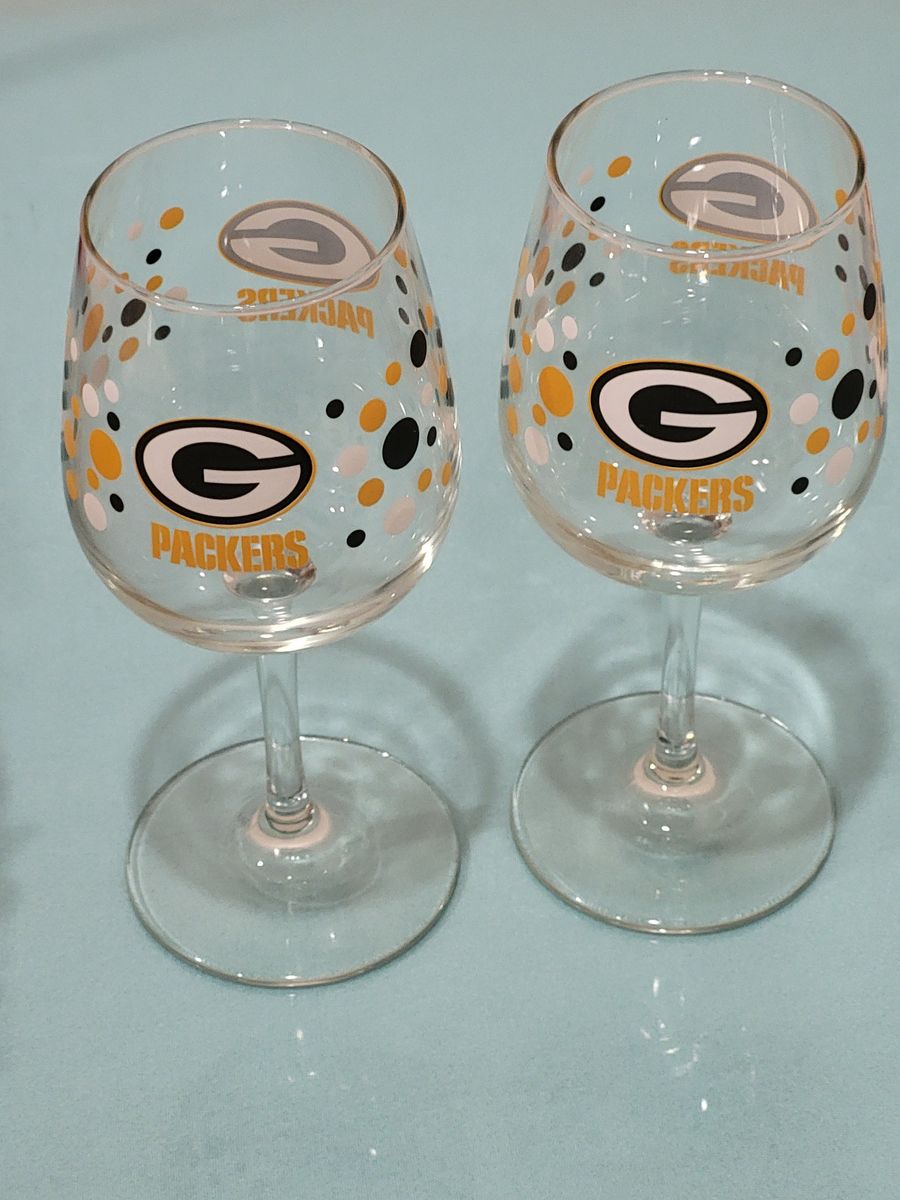 2 Stemmed Wine Glasses -...