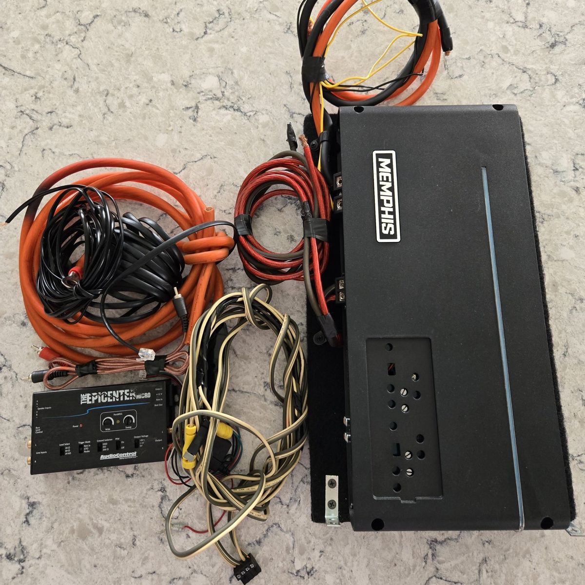 Subwoofer amp and Micro Bass Rest. Processor