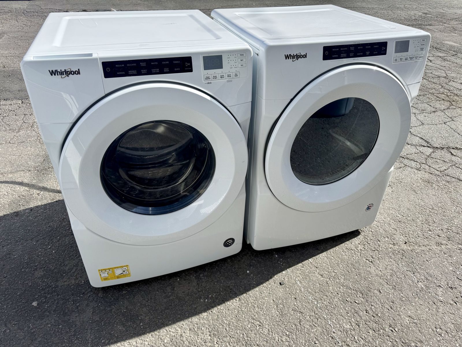 Great Whirlpool stackable electric set,free delive