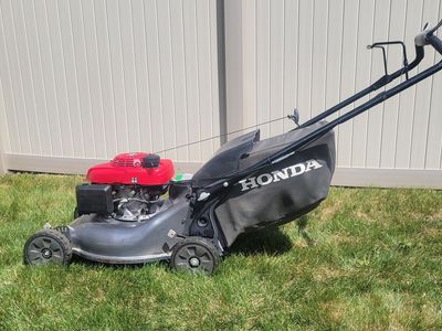 Honda HRR216VKA lawn mower