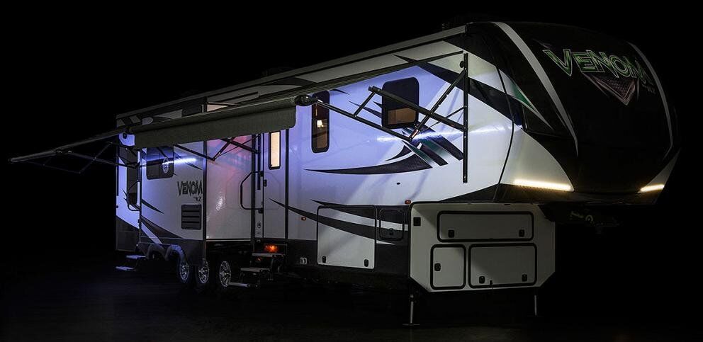42 ft KZ Venom 3911 Toy Hauler Fifth Wheel