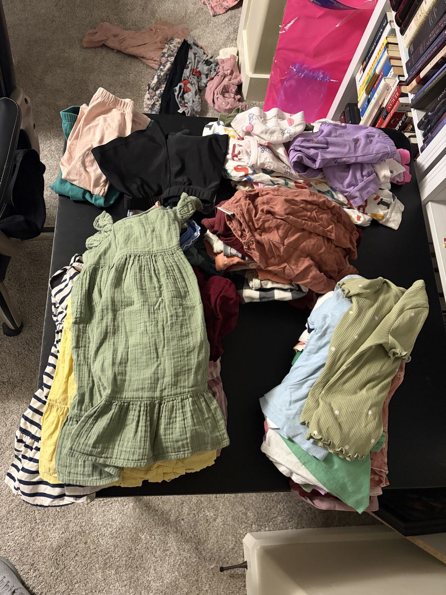 Assorted 4T clothing