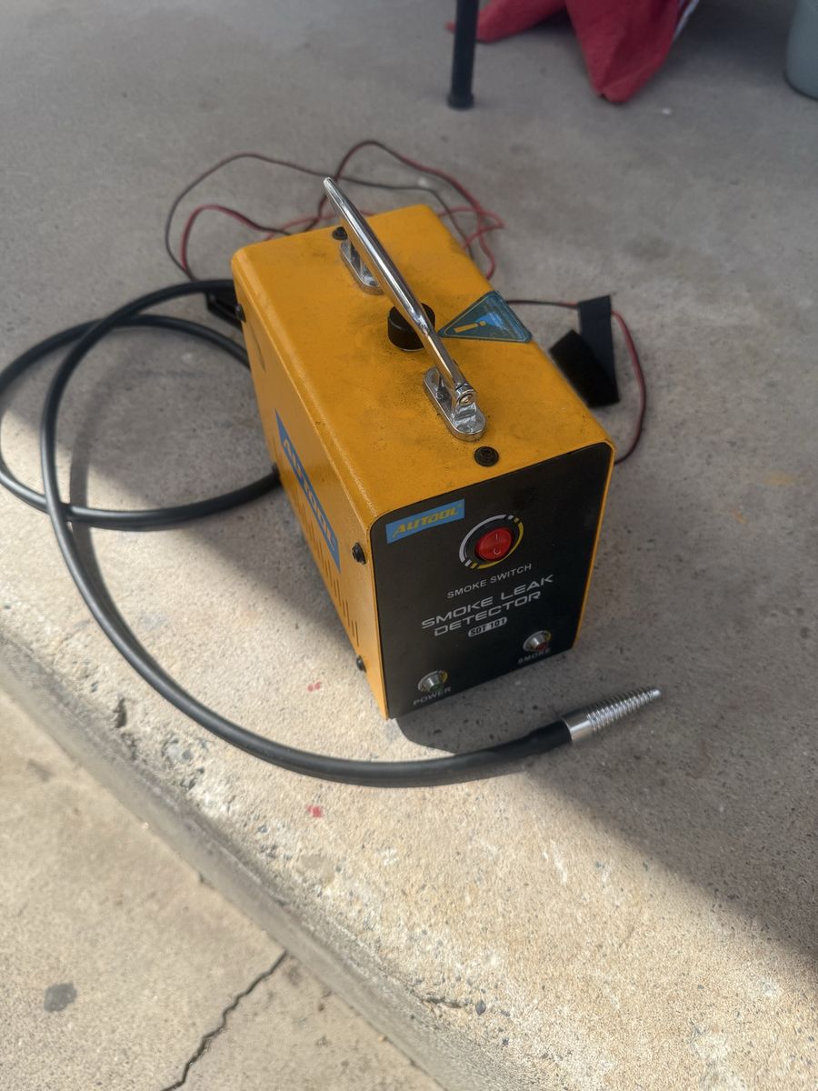 Smoke leak tester